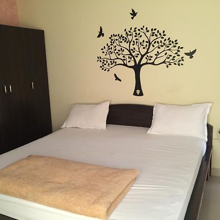 Maruthi Residency Inn & Restaurant Haydarabad Dış mekan fotoğraf
